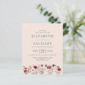 Budget Boho Burgundy Bloral Blush Einladung (Stehend Vorderseite)