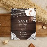 Budget Boho getrocknete Palm Verlass Hochzeit spei Flyer<br><div class="desc">Budget Boho schicke Hochzeit speichern Sie das Datum Postkarte bietet neutrale Blume mit getrockneten Palmen Blätter und Saitenleuchten auf Holz dekoriert.</div>