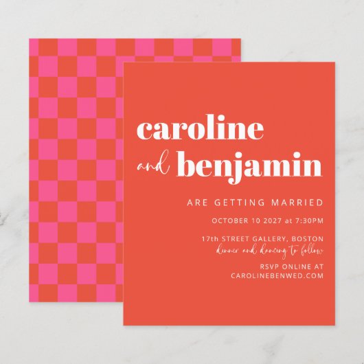 Budget Bold Orange Checkerboard Wedite Einladung (Vorne/Hinten)