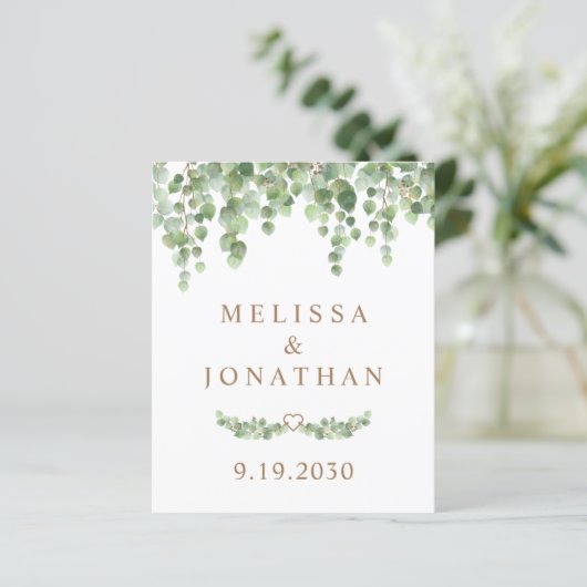 Budget Botanische Eukalyptus QR Code Wedite Einlad (Stehend Vorderseite)