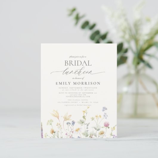 Budget Bridal Luncheon Wildblume Einladung (Stehend Vorderseite)