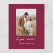Budget Burgund Minimalistisch Hochzeitseinladung Flyer (Hinten)