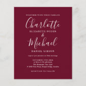 Budget Burgundy Chic Script Einladung (Vorderseite)