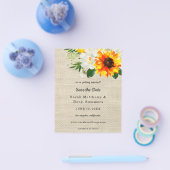Budget Burlap Sunflower & Whi Floral Save the Date Flyer (Einzeln)