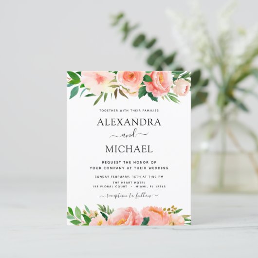 Budget Coral Peach Floral Wedding Einladung (Stehend Vorderseite)