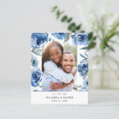 Budget Dusty Blue & Blu Save the Date Foto (Stehend Vorderseite)