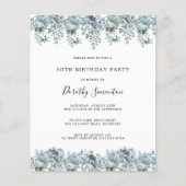 Budget Dusty Blue Floral 50. Geburtstag Einladung (Vorderseite)