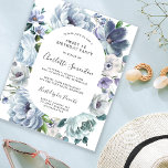 Budget Dusty Blue Floral Sweet 16 Einladung<br><div class="desc">Dusty blaue Pfingstlinge,  Rose und Wildblumen bilden einen sehr hübschen Blumenrahmen um Ihre Geburtstagsfeierdetails.</div>