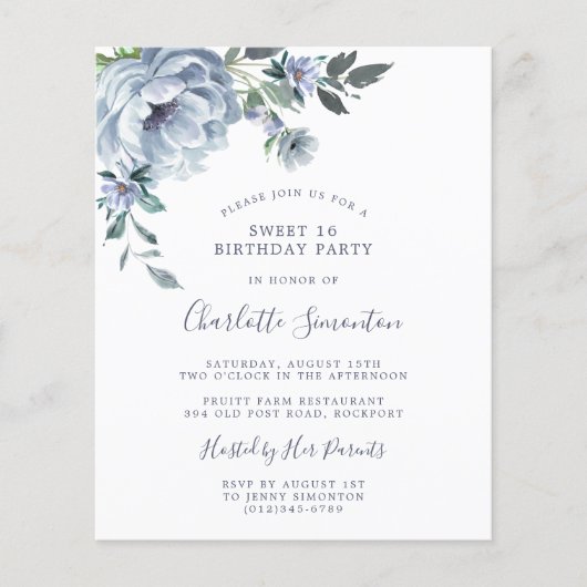 Budget Dusty Blue Floral Sweet 16 Einladung (Vorderseite)