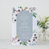 Budget Dusty Blue White Floral Wedding Einladung (Stehend Vorderseite)