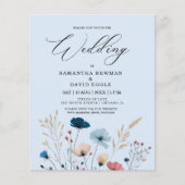 Budget Dusty Blue Wild Floral Wedding Einladung (Vorderseite)