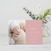 Budget Elegante Kreuzkalligrafie Foto Taufe Einladung (Stehend Vorderseite)