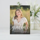 Budget Elegante Script Graduate Foto Ankündigung (Stehend Vorderseite)
