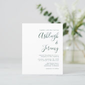 Budget Emerald Green Script Wedding Einladung (Stehend Vorderseite)