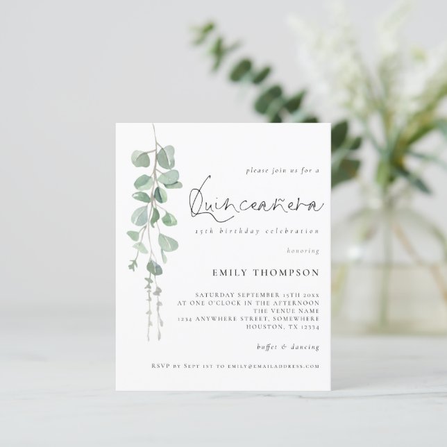 Budget Eucalyptus Script Quinceañera Einladung (Stehend Vorderseite)