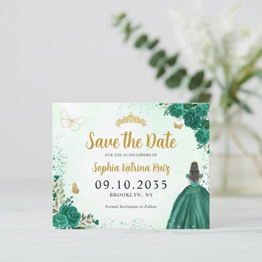 Budget Floral Green Quinceanera Save the Date (Stehend Vorderseite)