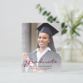 Budget Foto Burgund Abschluss Ankündigung (Stehend Vorderseite)