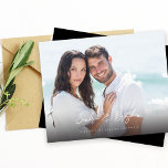 Budget Foto H MOD Chic 8 Save the Date<br><div class="desc">Chic & Unique mit modernem Minimalismus beschreibt dieses Foto Save the Date. Das ist ein Künstler, der für jede Hochzeit entworfen wurde - Hochzeiten im Frühling, Hochzeiten im Sommer, Hochzeiten im Herbst, rustikale Hochzeiten, Hochzeiten im Hochzeitskorb, Hochzeiten im Winter, Hochzeiten von Prinzessinnen und Prinzessinnen und vieles mehr. Mit unseren einfach...</div>