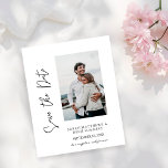 Budget Foto Handtypografie Save the Date W Flyer<br><div class="desc">****** PAPIER IST DÜNN. AKTUALISIEREN SIE EIN BILDERPAPIER. ES SIND KEINE ENVELOPEN ENTHALTEN. FÜR KARTENLAGER, THICKERKARTEN, KARO DEN LINK UNTEN AUS. KARTENBESTAND, THICKERKARTEN HABEN EINE OPTION FÜR ENVELOPES ODER ENTHALTEN SIE******* Keine Umschläge, Papier Flyer-Version. Rett Geld für formelle Einladungen mit dieser Einladung. Mit diesem Budget Foto Handtypografie Save the Date...</div>