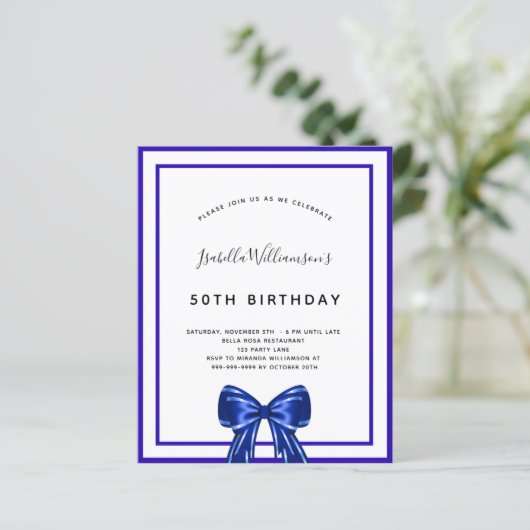 Budget Geburtstag königsblauer weißer Bug Einladun (Stehend Vorderseite)