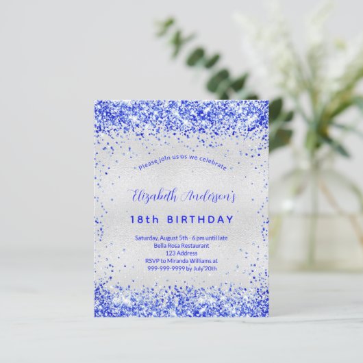 Budget Geburtstag Silberkönigsblau Einladung (Stehend Vorderseite)