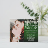 Budget Green Rustic String Foto Hochzeit Einladung (Stehend Vorderseite)