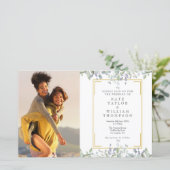 Budget Greenery Foto Hochzeit Einladung (Stehend Vorderseite)