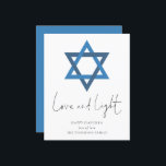 Budget Liebe Light Star der David Hanukkah Card<br><div class="desc">Liebe Light Star der David Hanukkah Card. Ein Budget Preis SMALLER 4, 5" x 5, 6" Flachkarte auf einem glänzenden SEMI GLOSS 110 lb Kartenstock (ähnlich der Dicke einer Postkarte) BITTE BEACHTEN: Der Umschlag mit dieser Karte ist etwas größer als die Karte selbst. Moderner Minimaler Stil mit einem Star of...</div>