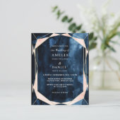 Budget Marmor Navy Blue Gold Hochzeit Einladung (Stehend Vorderseite)