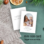 Budget MINI SIZE Foto Weihnachtsfeiertag Mitteilungskarte<br><div class="desc">Elegante minimale frohe Weihnachtstypografie und trendige Bogen Form Foto Weiß modernen Winterurlaub BUDGET MINI SIZED Mitteilungskarten mit Umschlägen.        Einfach mit Ihrem Foto und Text zu personalisieren!</div>
