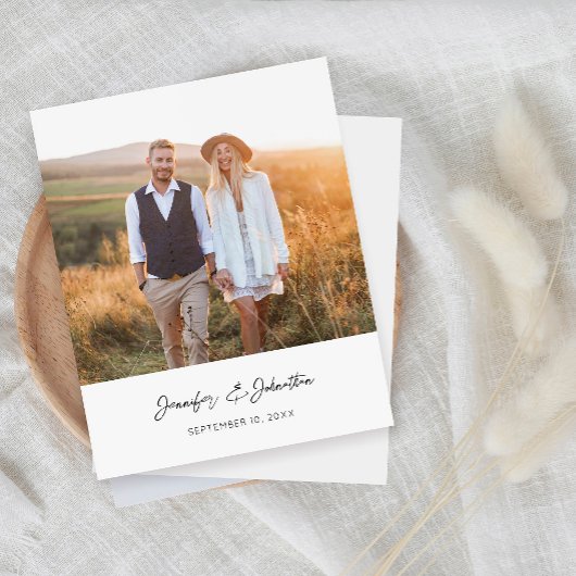 Budget Modern Chic Foto Verti W Save the Date V2