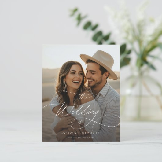 Budget Modern Script Boho Foto Wedites Einladungen (Stehend Vorderseite)