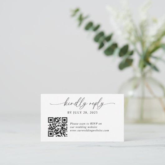 Budget Moderne, elegante Script QR Code Hochzeit Begleitkarte (Stehend Vorderseite)