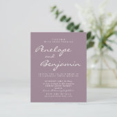 Budget Moderne Lila Script-Hochzeit einladen (Stehend Vorderseite)