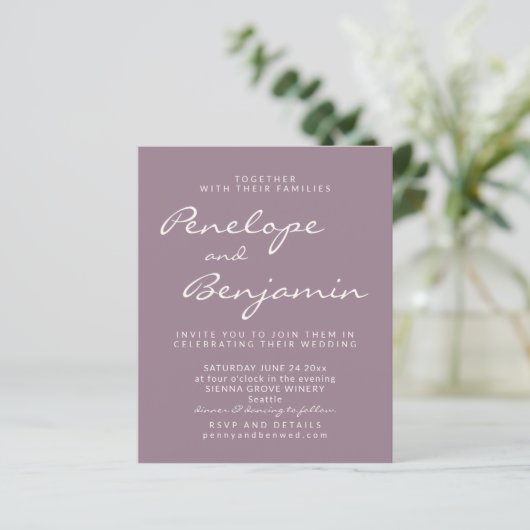 Budget Moderne Lila Script-Hochzeit einladen (Stehend Vorderseite)