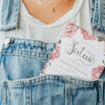 Budget Modernes rosa Blumengebäck Foto Süß 16 Gebu Flyer<br><div class="desc">Budget Modern Pink Floral Foto Sweet 16 Party Einladung - Modern Pink Floral Foto Sweet 16 Birthday Party Modernes Pink Floral Foto Sweet 16 Birthday Party Einladung - mit prächtiger, Drehbuch Kalligraphie gerahmt mit rot rosa Rosen. Fügen Sie Ihr Lieblings-Foto auf der Rückseite der Einladung. Die perfekte Einladung für Ihre...</div>