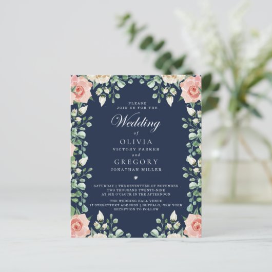 Budget Navy Blue, Blassrosa Blumenblume Flyer (Stehend Vorderseite)