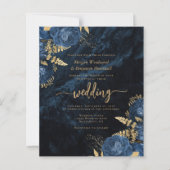 Budget Navy Blue Gold Floral Wedite Einladung (Vorderseite)