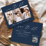 Budget Navy Blue QR Code - Save the Date 3 Foto Flyer<br><div class="desc">Budget QR Code - Modernes und elegantes Landschaftsbild Horizontal 3 (3) Foto Save the Date Hochzeitsmagnet mit handgeschriebener Schrift Typografie. Der Save the Date einladende Magnet beinhaltet Skripttypografie und schick und schlichtes Design,  mit dem Sie Ihre individuelle Verlobung Fotografie hinzufügen können.</div>