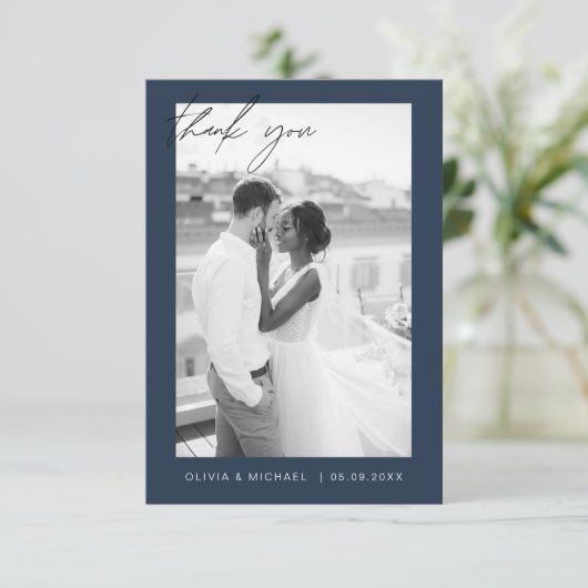 Budget Navy Blue Wedding Danke Karten (Stehend Vorderseite)