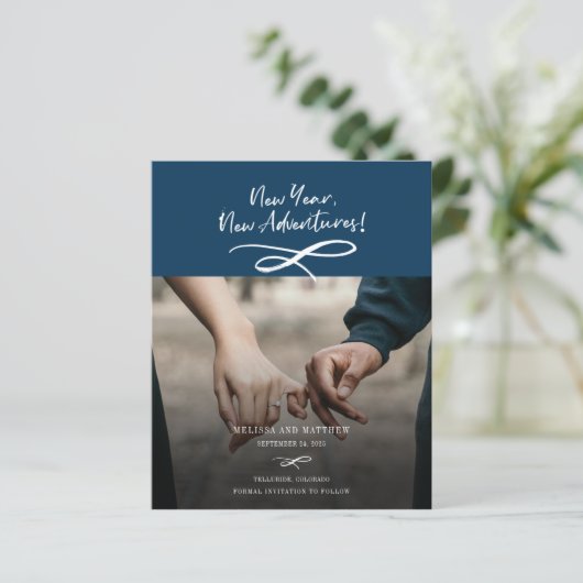 Budget Neujahr Neue Abenteuer Foto Save the Date (Stehend Vorderseite)