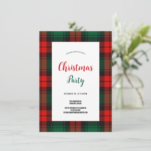 Budget Plaid Retro Script red and green Christmas Einladung (Stehend Vorderseite)