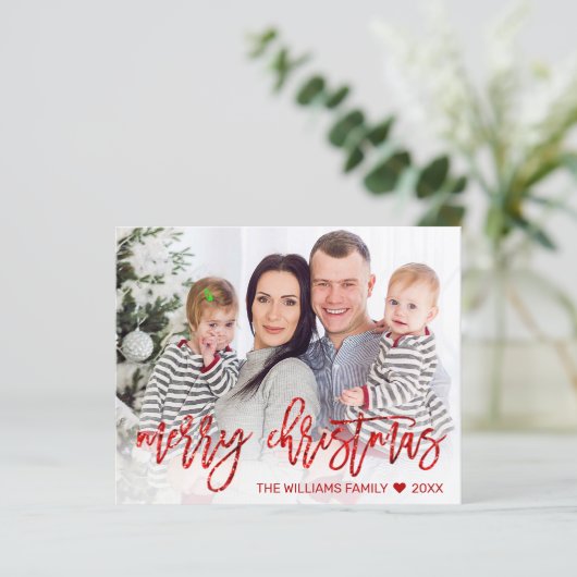 Budget Red Merry Weihnachts Glitzer Script Foto (Stehend Vorderseite)