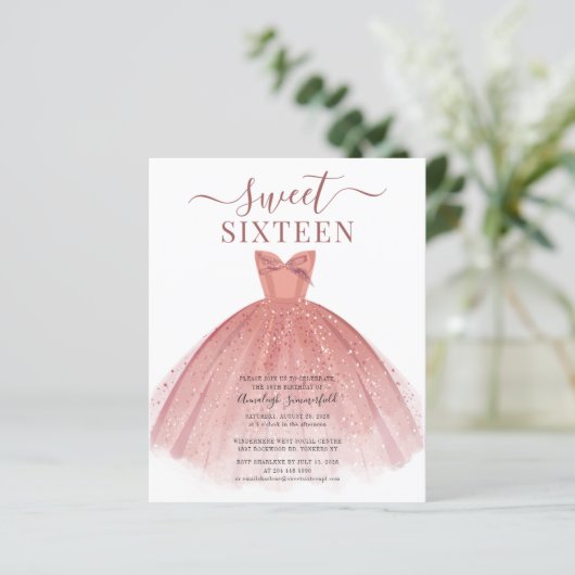Budget Rose Gold Dress Glitzer Sweet 16 Einladung (Stehend Vorderseite)