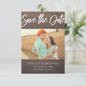 Budget Rustic Holz Getreide Foto Save the Date Kar Einladung (Stehend Vorderseite)