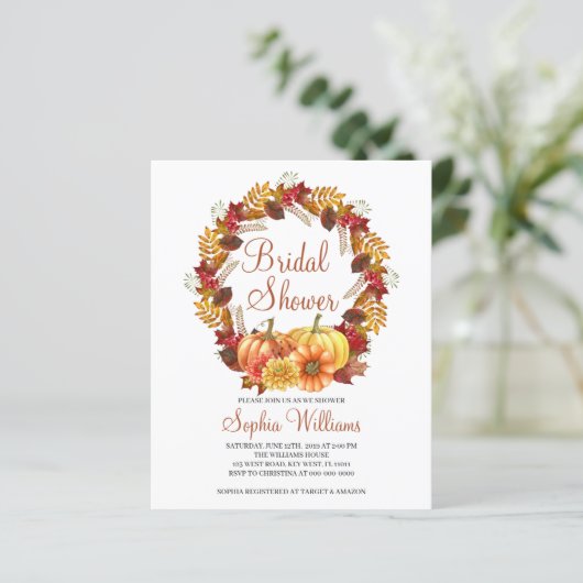 Budget Rustic Pumpkin Bridal Dusche Einladung (Stehend Vorderseite)