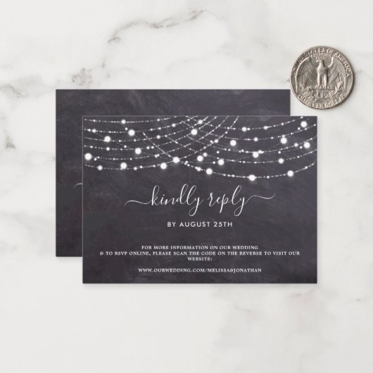 Budget Rustic String Lights QR Code Wedding RSVP Mitteilungskarte (Vorderseite/Rückseite Beispiel)