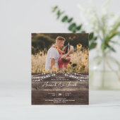 Budget Rustic Wood QR Code UAWG Hochzeit Einladung (Stehend Vorderseite)