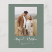 Budget Sage Green Modern Foto Hochzeit Einladung Flyer (Hinten)