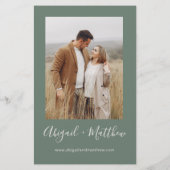 Budget Sage Green Modern Foto Hochzeit Einladung Flyer (Hinten)